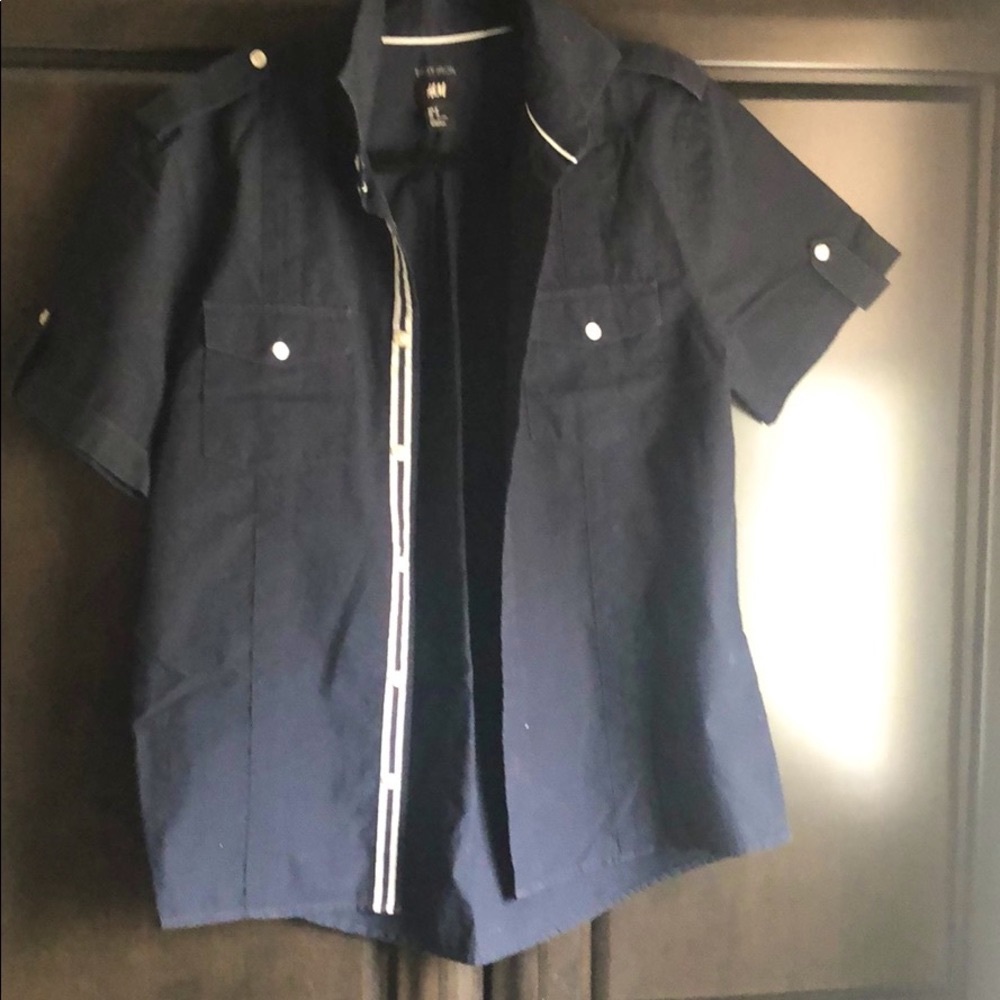 Mens short sleeve button down bowling style shirt with white trim